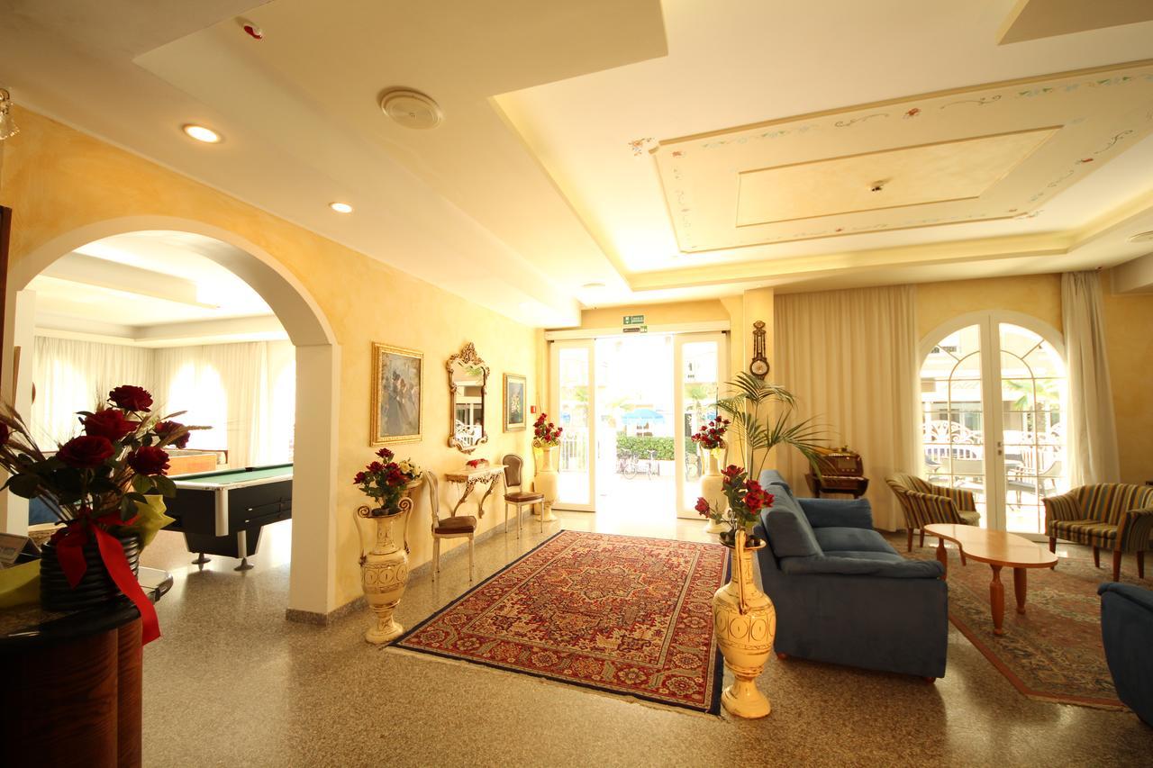 Hotel Rosa Maria Elite ベラーリア・イジェア・マリーナ エクステリア 写真